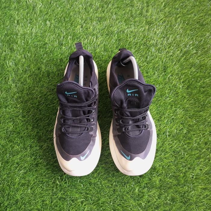 Nike Air Max Axis