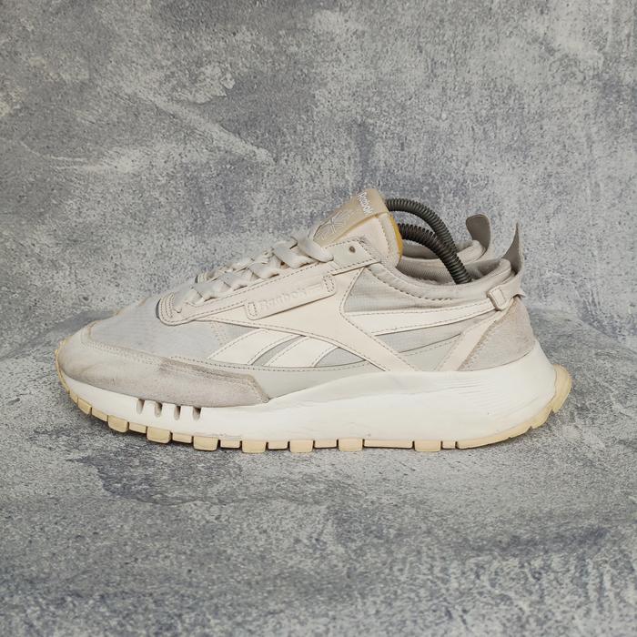 SEPATU REEBOK CLASSIC LEGACY WHITE GREY SECOND ORIGINAL LIKE NEW