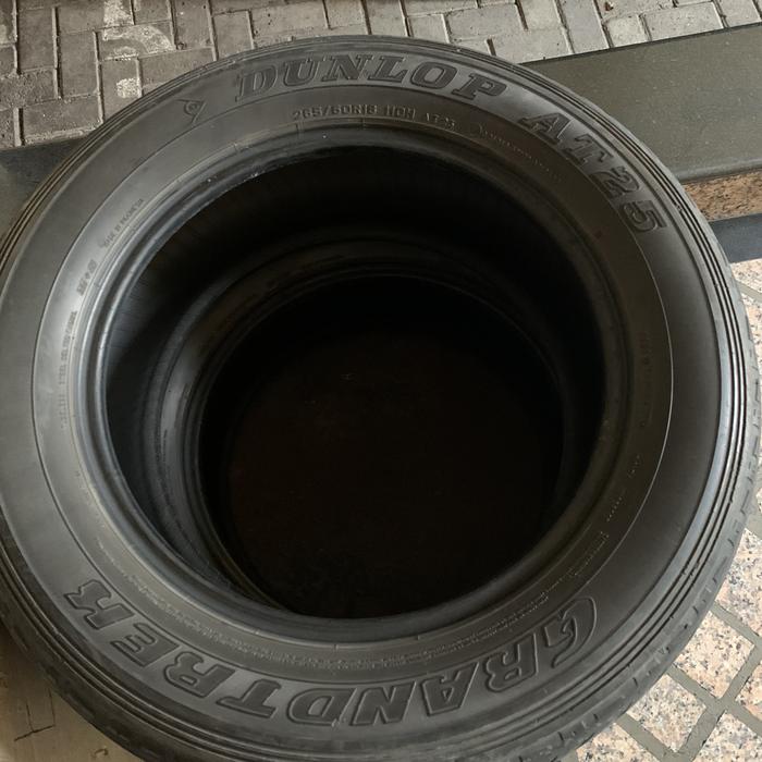 ban mobil r18 bekas