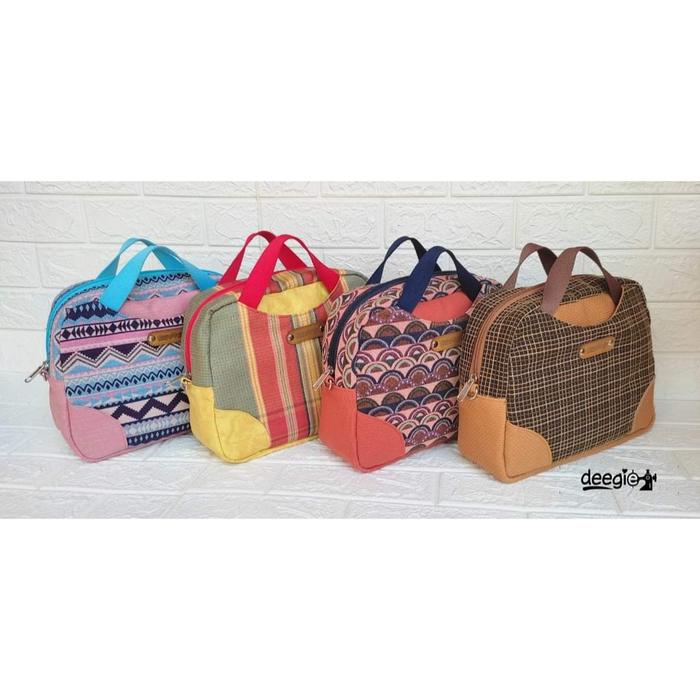 Anaya Sling Bag