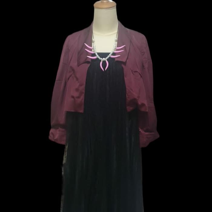 Blazer Crop Merah Maroon