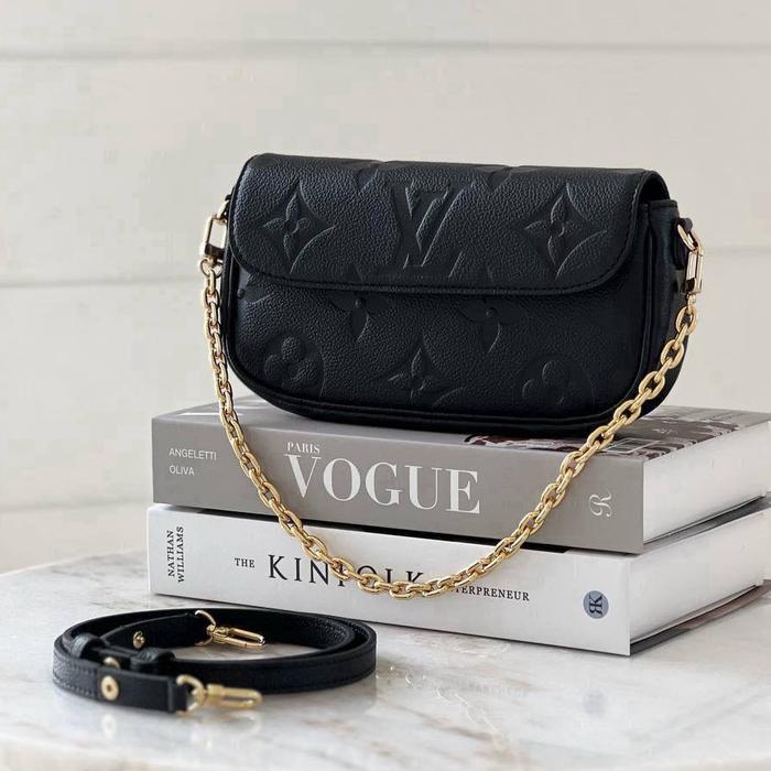 Louis Vuitton LV ivy empreinte leather black