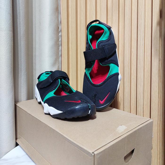Nike Air Rift Black (New With Box)