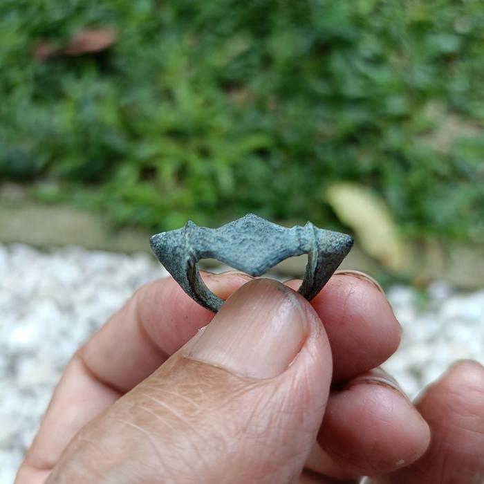 cincin stempel perunggu barang temuan