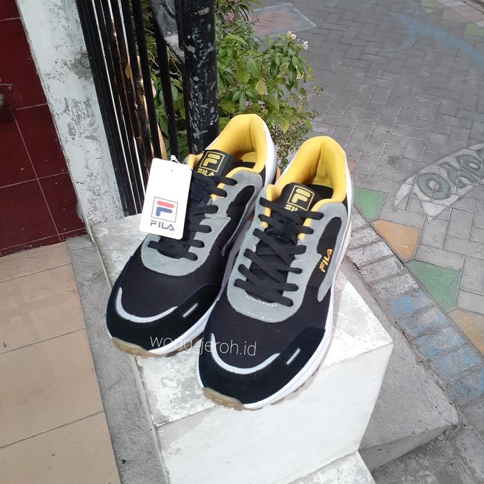sepatu fila original