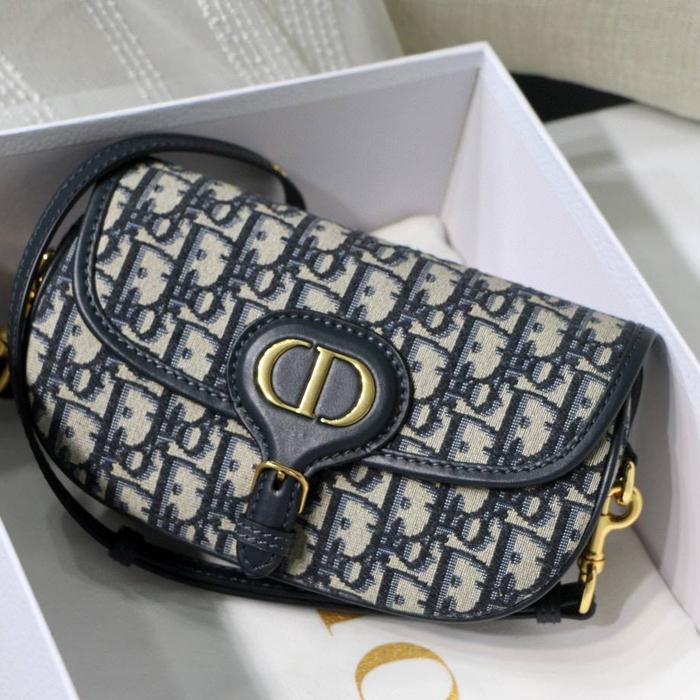 NIER womenBag | 16. CDR Bobby East-West Oblique