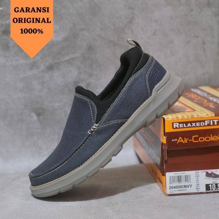 SEPATU SLIPON SKECHERS DOVENO HANGOUT ORIGINAL ASLI BNIB 204050/NVY