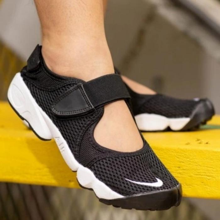 NIKE AIRIFT BLACK WHITE ORIGINAL VIETNAM BNIB