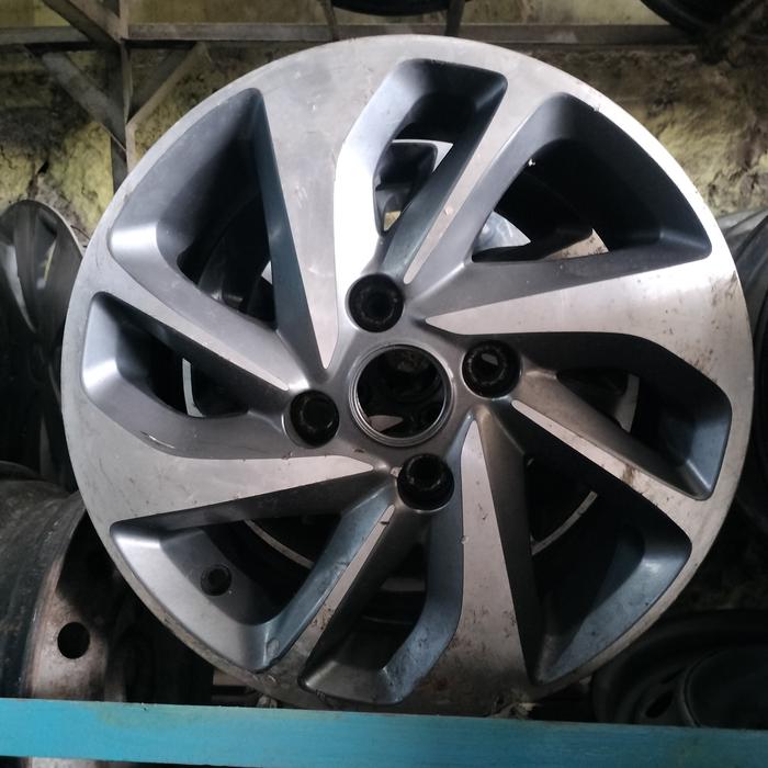 Velg 15 Wuling Original Kondisi Seken Minus Pemakaian