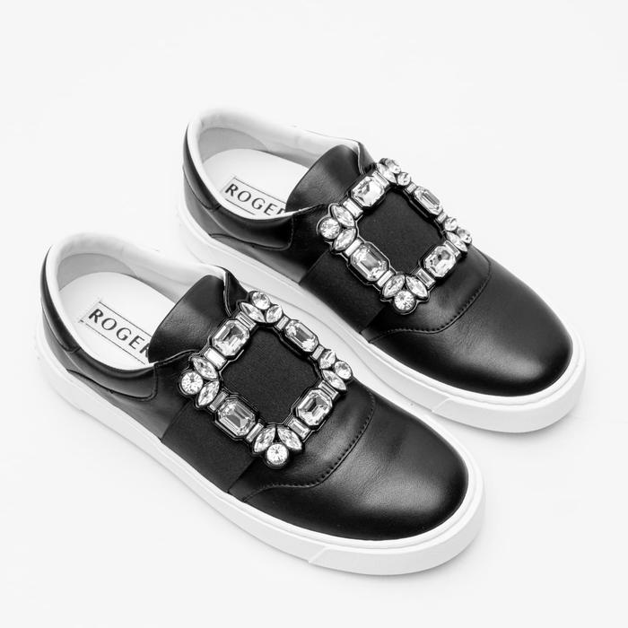 Roger Vivier Very Vivier Strass Buckle Leather Women Sneakers Black