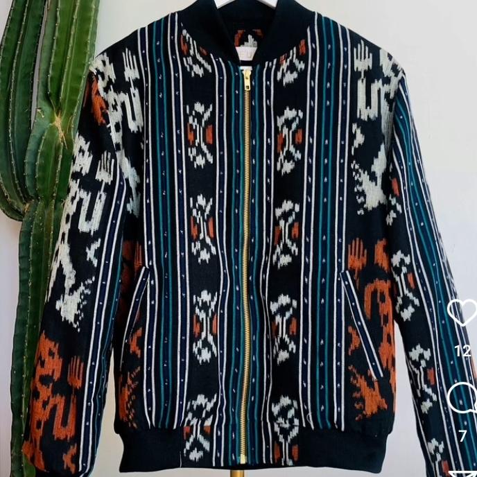 jaket tenun asmat