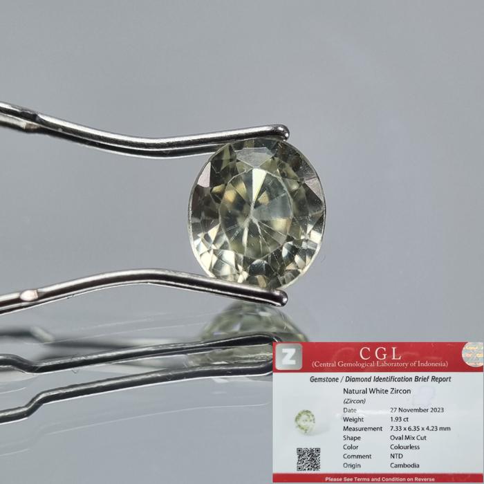 Natural White Zircon memo CGL 1.93 ct
