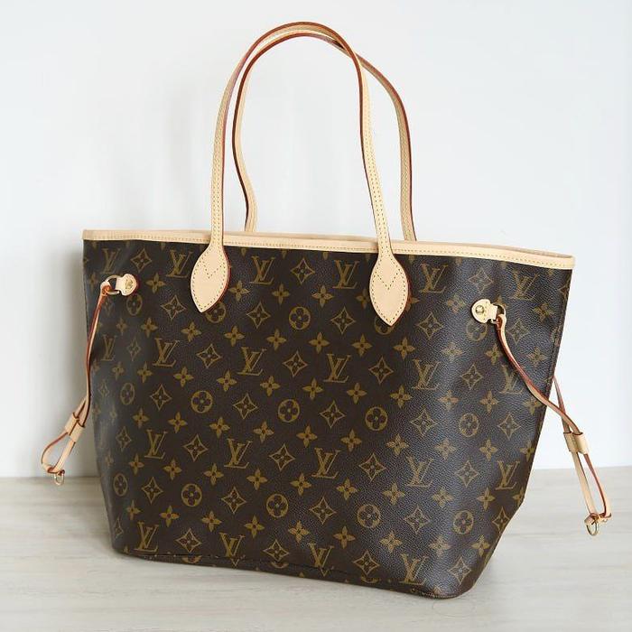 Louis Vuitton LV Neverfull MM Tote Monogram Beige