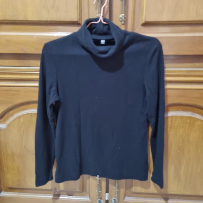 preloved uniqlo sweater