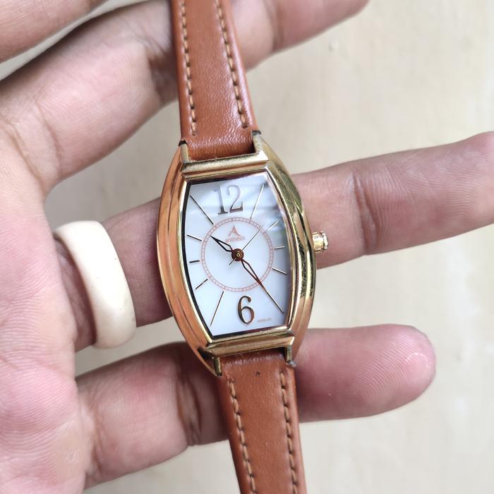 Jam tangan Anthensis Solar power