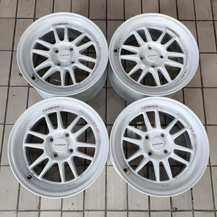 Velg Mobil Bekas Torsion Ring 15x7 pcd 4x100 Et41 Mulus