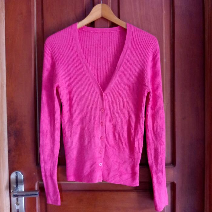 Preloved Cardigan Soft Pink Fanta