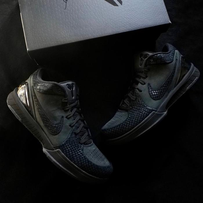 NIKE KOBE 4 PROTRO GIFT OF MAMBA BLACK MAMBA FQ3544-001
