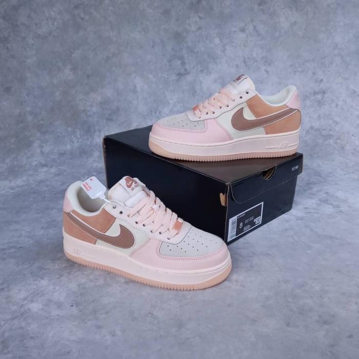 Sepatu AIR FORCE 1 LOW WASHED CORAL