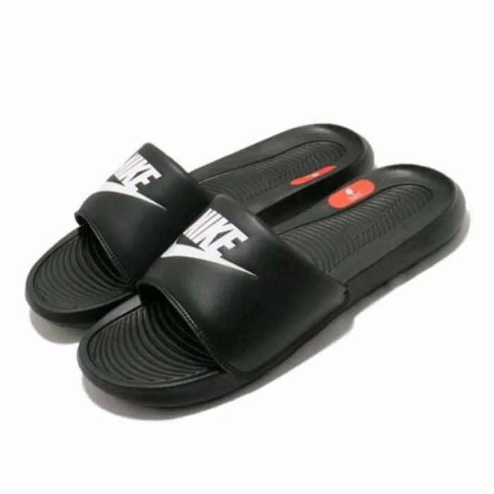 SANDAL NIK VICTORI ONE SLIDE CN9675-002