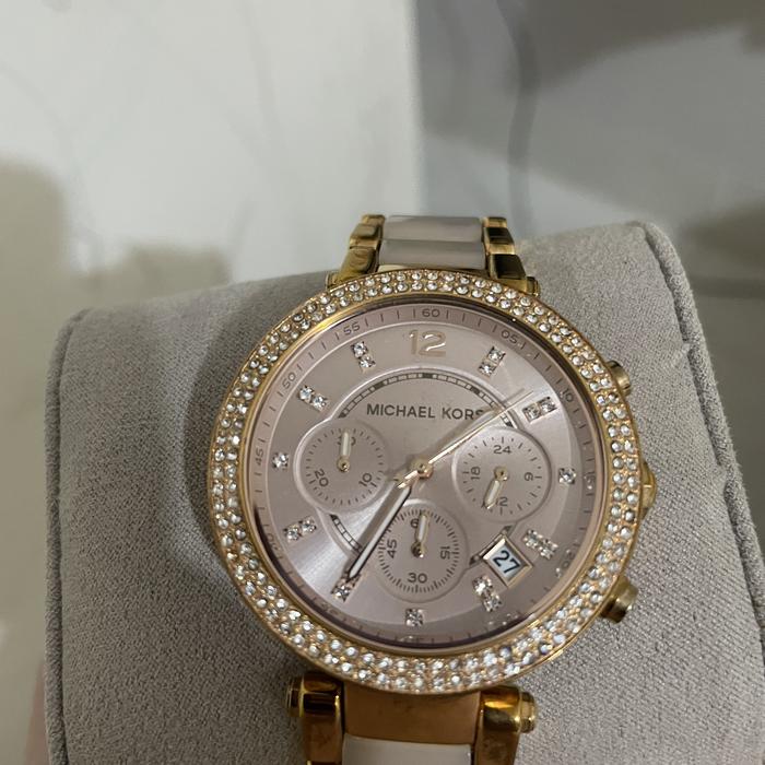 Preloved! MK5896 rose gold/Jam Tangan Michael Kors Wanita Asli/Ori