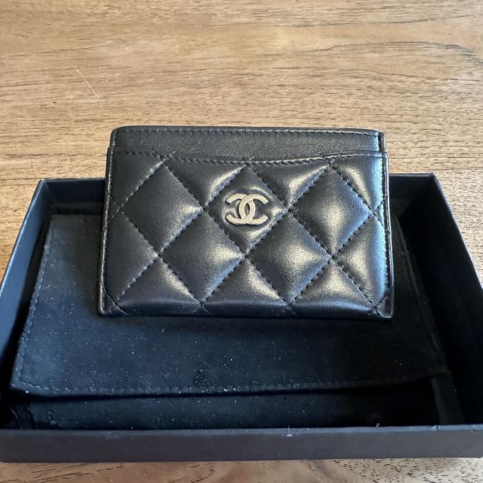 Chanel black cardholder wallet original new