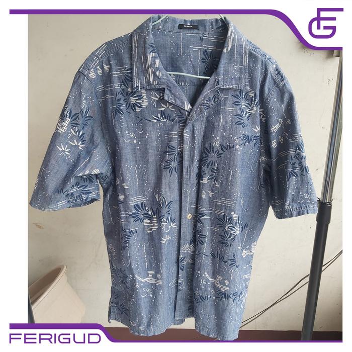kemeja denim motif pantai - DENHAM - size M