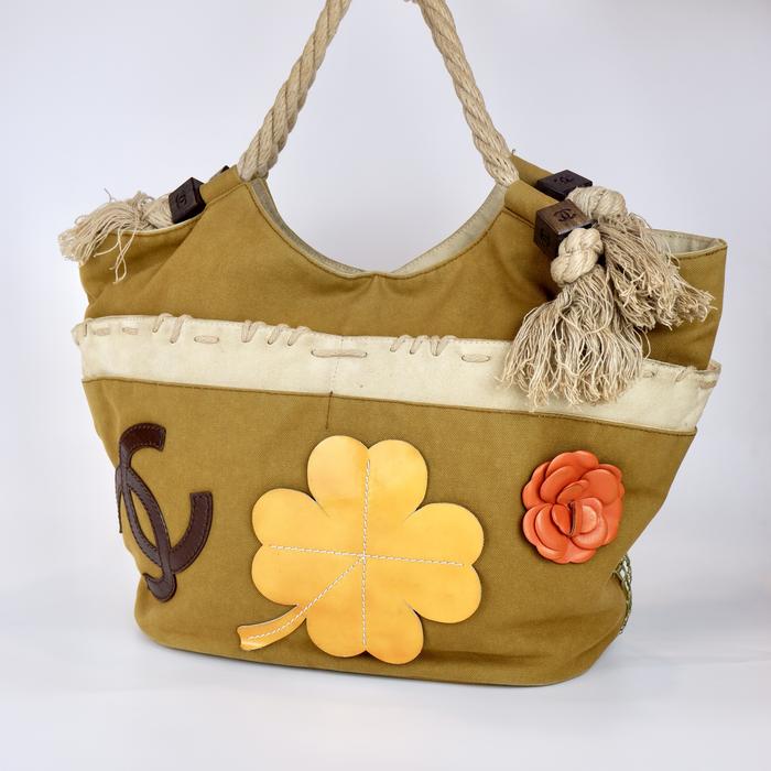 [PRELOVED] Preloved Chanel Tote Flower Canfas #7 Tahun 2003