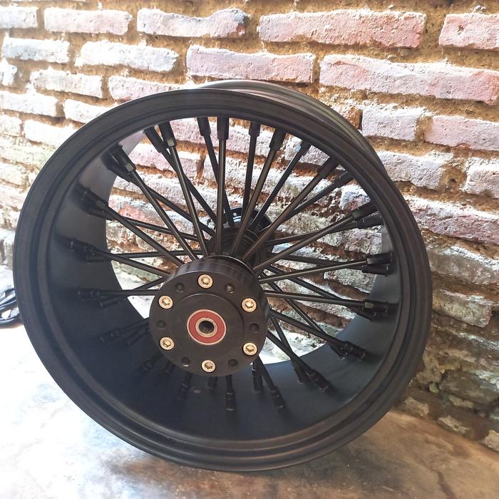 velg belakang sm sport v16 ring 17 lebar 10inch