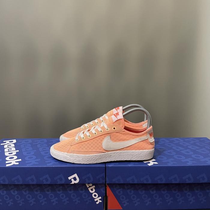 36,5 - Sepatu Sneakers Wanita Cewek Nike Blazer Low Second Bekas