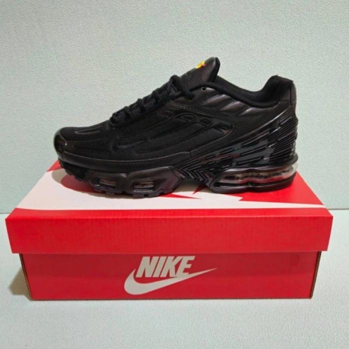 NIKE AIR MAX TN PLUS BLACK ORIGINAL VIETNAM BNIB