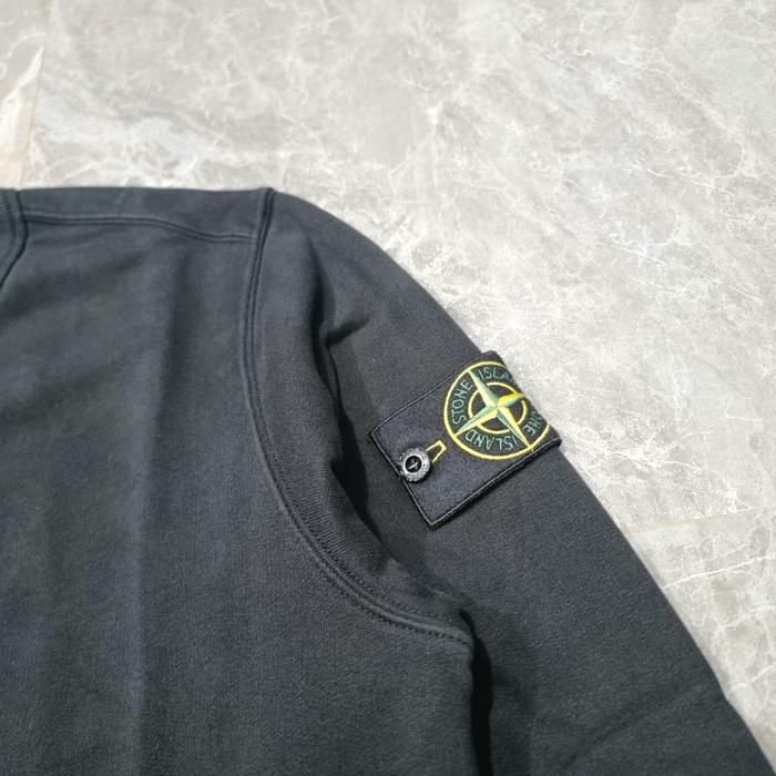 Stone. Island Black Crewneck
