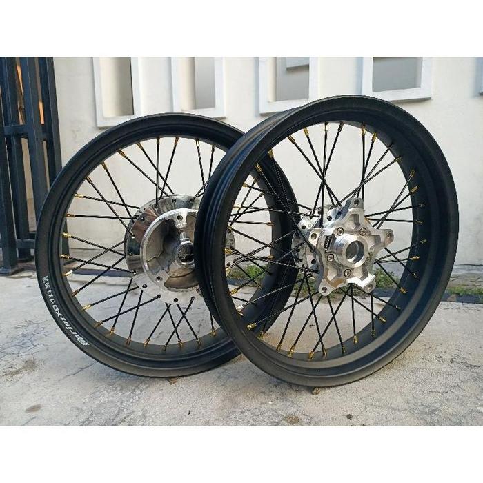Sepaket Velg All New R15 V3 VVA XSR 155 - New Vixion R155 R 155 XSR155
