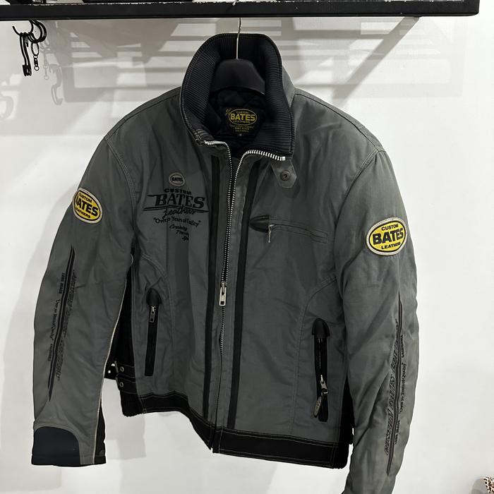 Jaket Bates Original