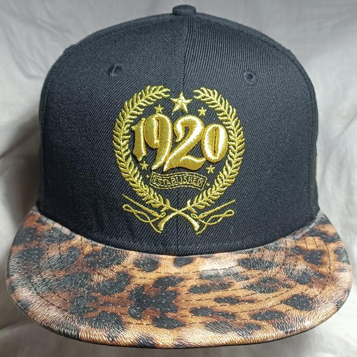 Topi Snapback Newera original 1920
