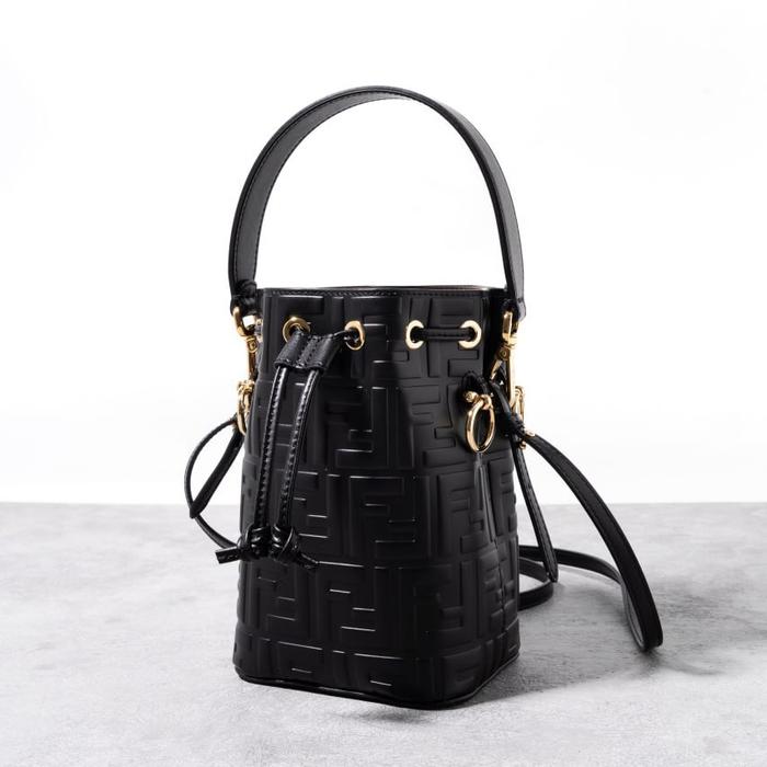 FENDI Mini mon tresor FF embossed logo leather Black