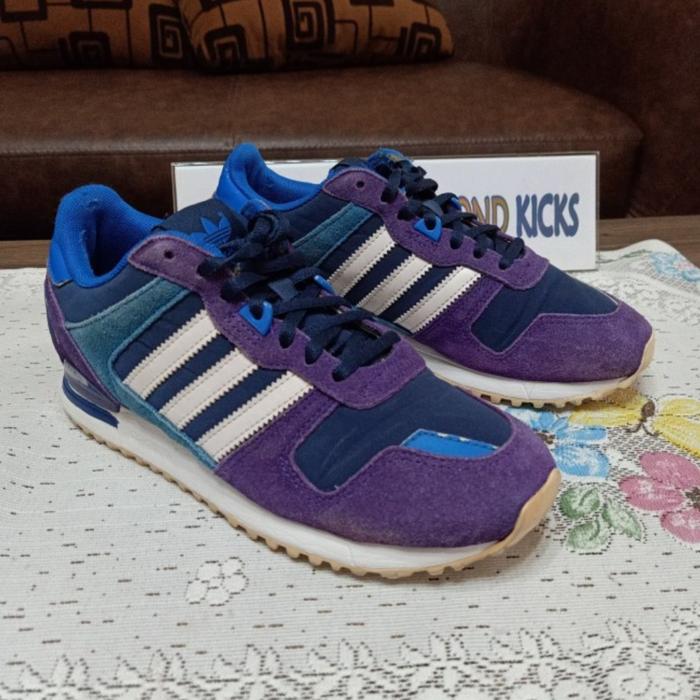 Sepatu Sneakers Ad!das ZX 700 Purple Second - Size 38