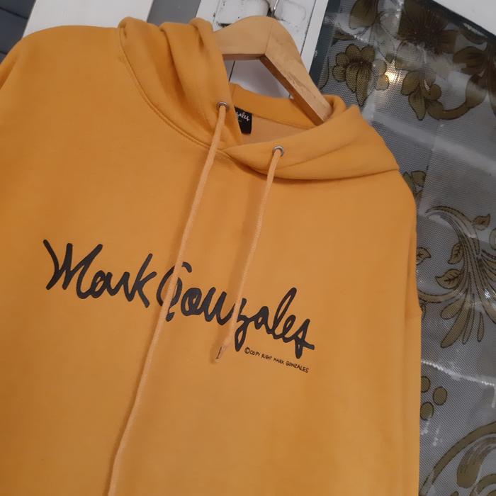Hoodie Mark Gonzales