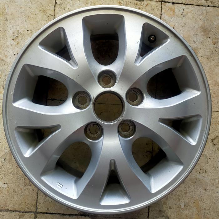 velg original innova tipe V 2010