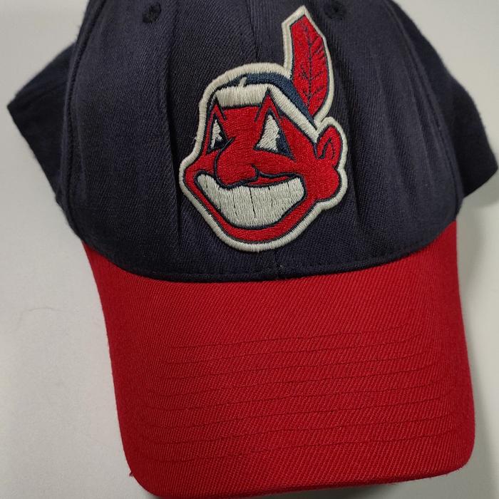 topi indiana MLB trift size s-m no new era