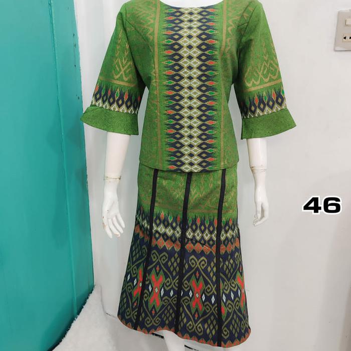 set romsabai pha thai made in bangkok