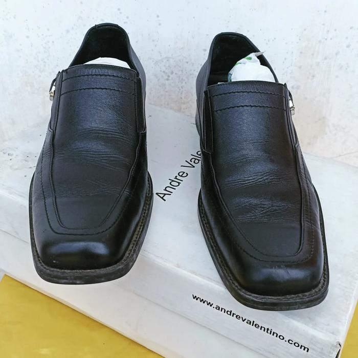 sepatu andre valentino pria