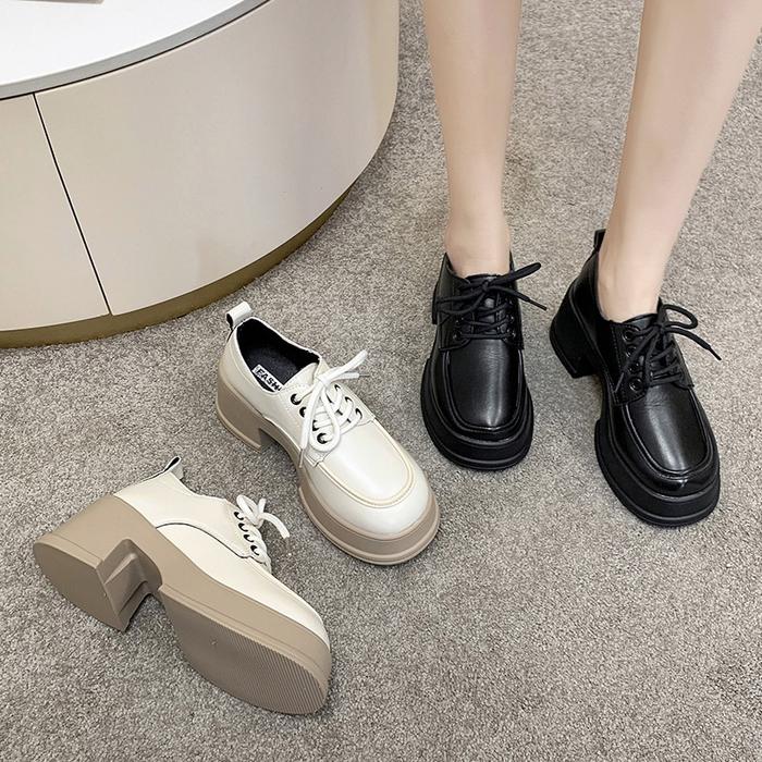 Sepatu BOOTS DOCMART Hak Tebal Wanita Import Elegant 47