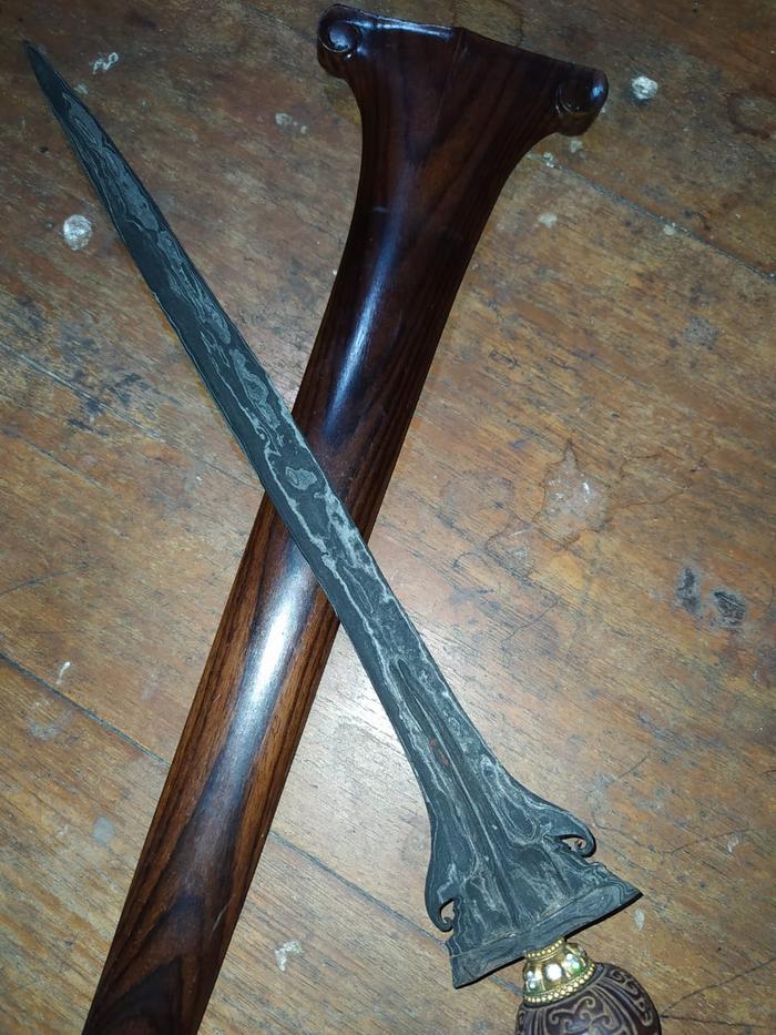 Keris Regol Karnotinanding Madiun Kuno