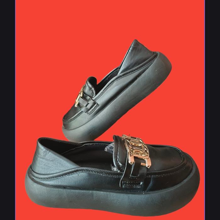 sepatu sandal import second