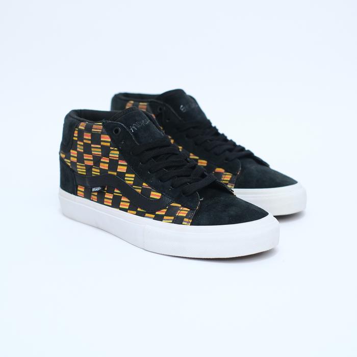 Vans Mid Skool Pro "S" Sean Cliver Black
