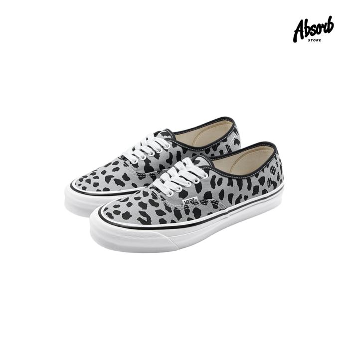 Vans Vault OG Authentic LX x Wacko Maria “Leopard” (Grey/Cheetah) Gray