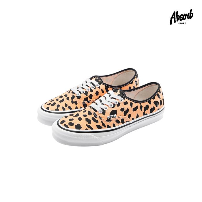 Vans Vault OG Authentic LX x Wacko Maria “Leopard” (Peach/Cheetah)