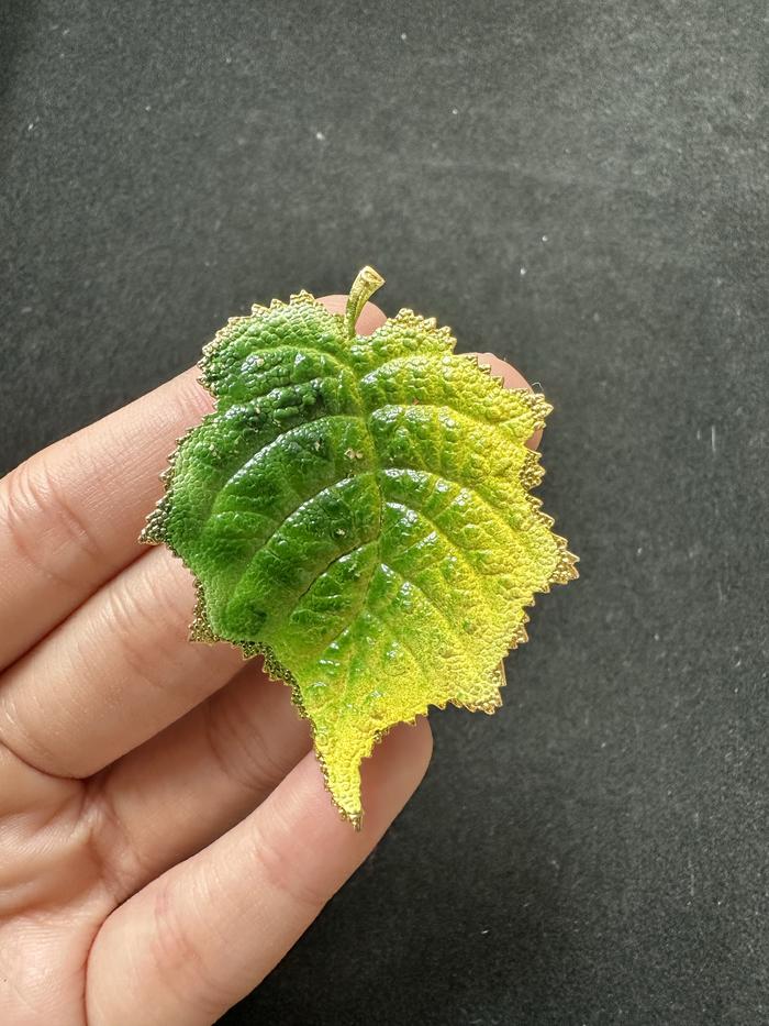 Green Leaf Brooch