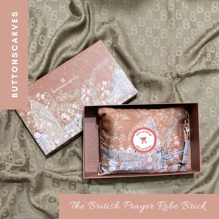 Buttonscarves British Prayer Robe
